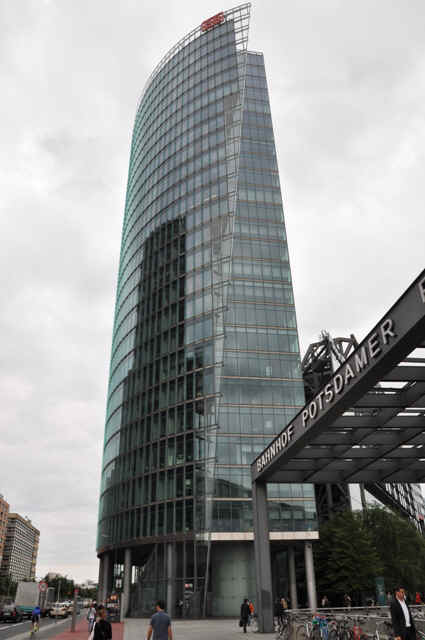 DSC_7271.JPG (160021 Byte)