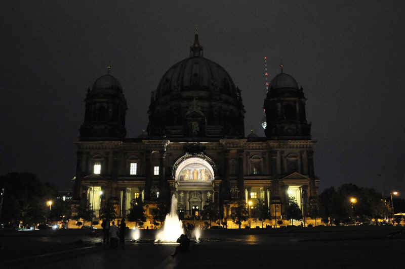 DSC_7528.JPG (184638 Byte)